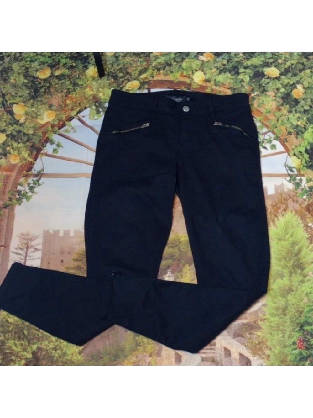 Level 99 zipped ankle black pants size 28